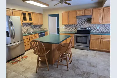 827 S McKinley Avenue, Kankakee, IL 60901 - Photo 7