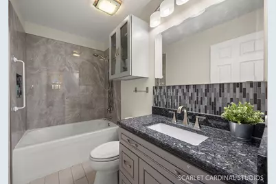 222 Meadows Drive, Sugar Grove, IL 60554 - Photo 19