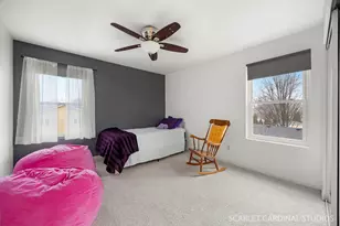 222 Meadows Dr, Sugar Grove, IL 60554 - Photo 21