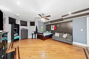 4856 S Prairie St, Chicago, IL 60615 - Photo 9