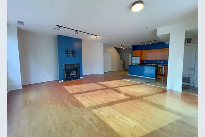 130 S Canal Street #9M, Chicago, IL 60606 - Photo 5