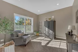 469 Kelly Ave, Yorkville, IL 60560 - Photo 11