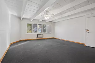 1140 W Lunt Ave, Chicago, IL 60626 - Photo 3