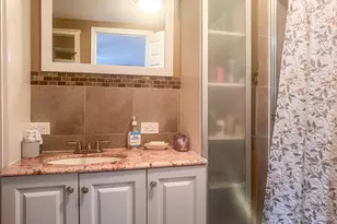 385 E Irving Park Rd, Streamwood, IL 60107 - Photo 23