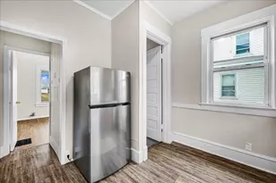 1018 N Prairie Street N, Bloomington, IL 61701 - Photo 7