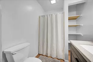 1018 N Prairie Street N, Bloomington, IL 61701 - Photo 27