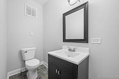 321 E Main Street E, Plano, IL 60545 - Photo 21