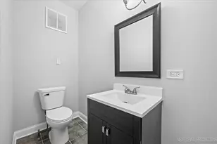 321 E Main Street E, Plano, IL 60545 - Photo 21