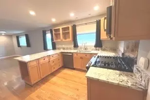 556 N Barton Ave, Evanston, IL 60202 - Photo 5