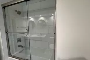 556 N Barton Ave, Evanston, IL 60202 - Photo 17