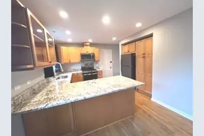 556 N Barton Avenue #2, Evanston, IL 60202 - Photo 3