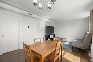 1322 W Huron St, Chicago, IL 60642 - Photo 7