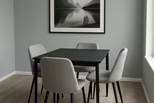 541 E 60th St, Chicago, IL 60637 - Photo 5