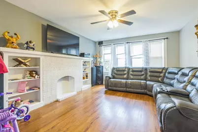 2913 W 63rd Street, Chicago, IL 60629 - Photo 13