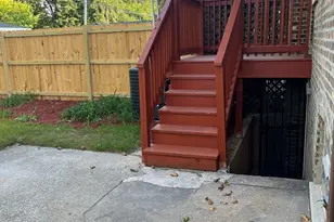 8521 S St Lawrence Ave, Chicago, IL 60619 - Photo 17