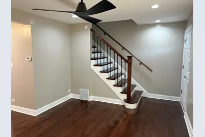 8521 S Saint Lawrence Avenue, Chicago, IL 60619 - Photo 7