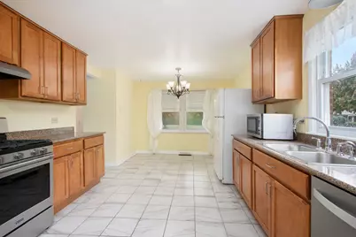 12901 S Muskegon Avenue, Chicago, IL 60633 - Photo 9