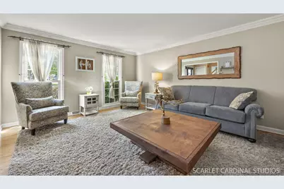 25W773 Sunnyridge Court, Wheaton, IL 60189 - Photo 3