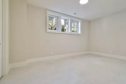 1633 W Balmoral Avenue, Chicago, IL 60640 - Photo 39