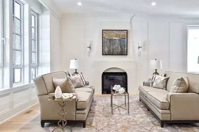 1633 W Balmoral Avenue, Chicago, IL 60640 - Photo 13