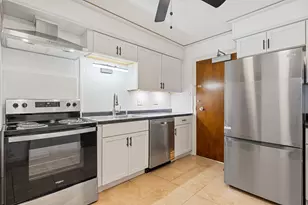 700 N Bruce Ln, Glenwood, IL 60425 - Photo 7