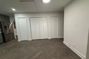 881 E Thacker St, Des Plaines, IL 60016 - Photo 9