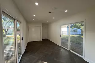 881 E Thacker St, Des Plaines, IL 60016 - Photo 5