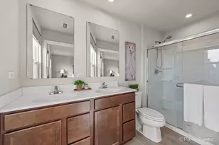 702 E Garfield St, Waterman, IL 60556 - Photo 19