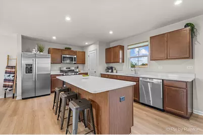 702 E Garfield Street, Waterman, IL 60556 - Photo 7