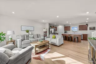 702 E Garfield St, Waterman, IL 60556 - Photo 3