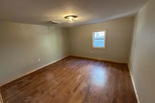 10315 E County 14 Hwy, Lewistown, IL 61542 - Photo 15