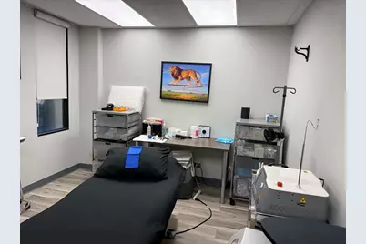 950 Skokie Boulevard, Northbrook, IL 60062 - Photo 9