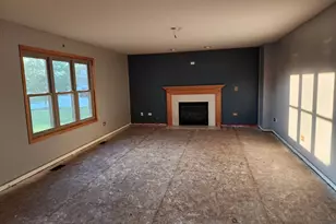 1009 Southcreek Dr, Manteno, IL 60950 - Photo 3