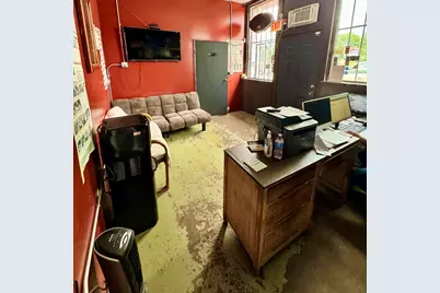 10610 S Vincennes Avenue, Chicago, IL 60643 - Photo 9