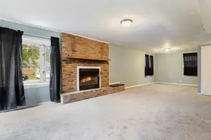 337 Nassau St, Park Forest, IL 60466 - Photo 3