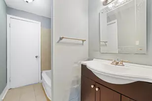 337 Nassau St, Park Forest, IL 60466 - Photo 17