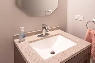 1457 Blackhawk Ct, Wood Dale, IL 60191 - Photo 19