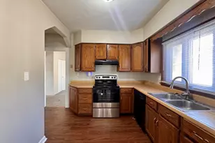 103 Highland St, Calumet City, IL 60409 - Photo 7