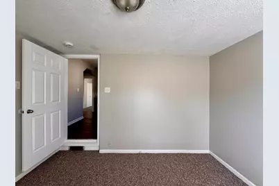 103 Highland Street, Calumet City, IL 60409 - Photo 9