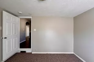 103 Highland St, Calumet City, IL 60409 - Photo 9