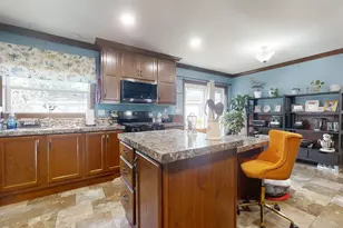 612 Bureau Ct, Mahomet, IL 61853 - Photo 11