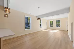 76 N 4th St, Aurora, IL 60505 - Photo 13