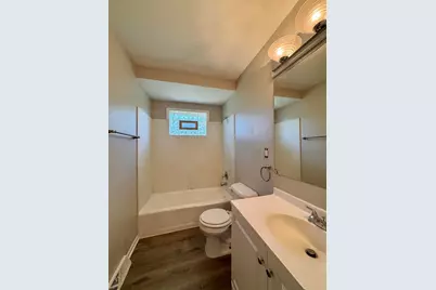 313 N Park Drive, Glenwood, IL 60425 - Photo 7