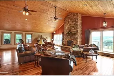 2287 W Hanover Road, Hanover, IL 61041 - Photo 5