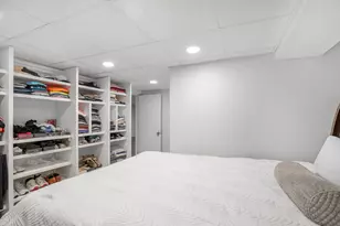 124 W Old Elm Rd, Lake Forest, IL 60045 - Photo 25