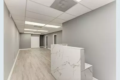 4260 Westbrook Drive #110, Aurora, IL 60504 - Photo 3