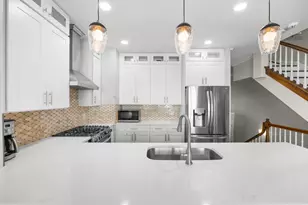 5230 S University Ave, Chicago, IL 60615 - Photo 3