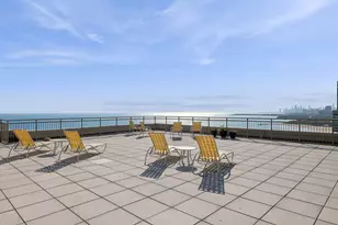 6301 N Sheridan Rd, Chicago, IL 60660 - Photo 17