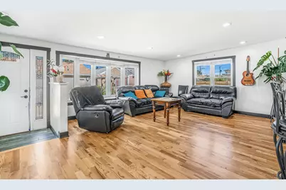 4158 W 58th Place #4158, Chicago, IL 60629 - Photo 3