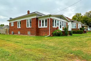 1121 E Main St, Streator, IL 61364 - Photo 1